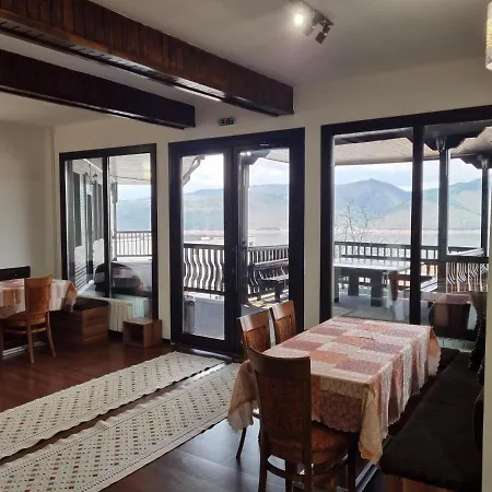 Hotel Trifon Zarezan Family Glavatartsi