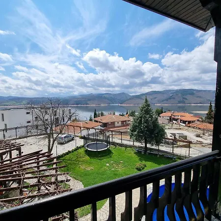 Hotel Trifon Zarezan Family