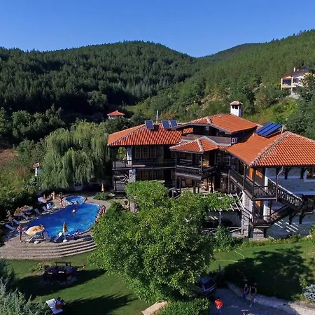 Trifon Zarezan Family Glavatartsi